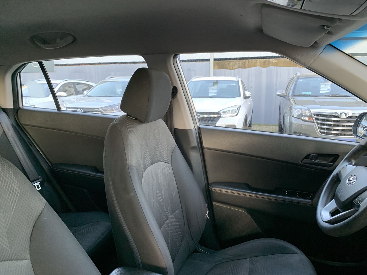 HYUNDAI - 15