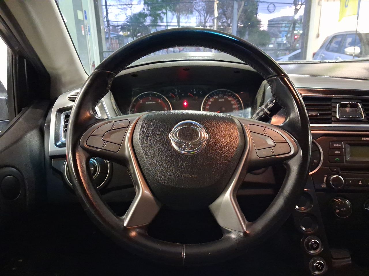 SsangYong Actyon Sports — foto 15 de 21