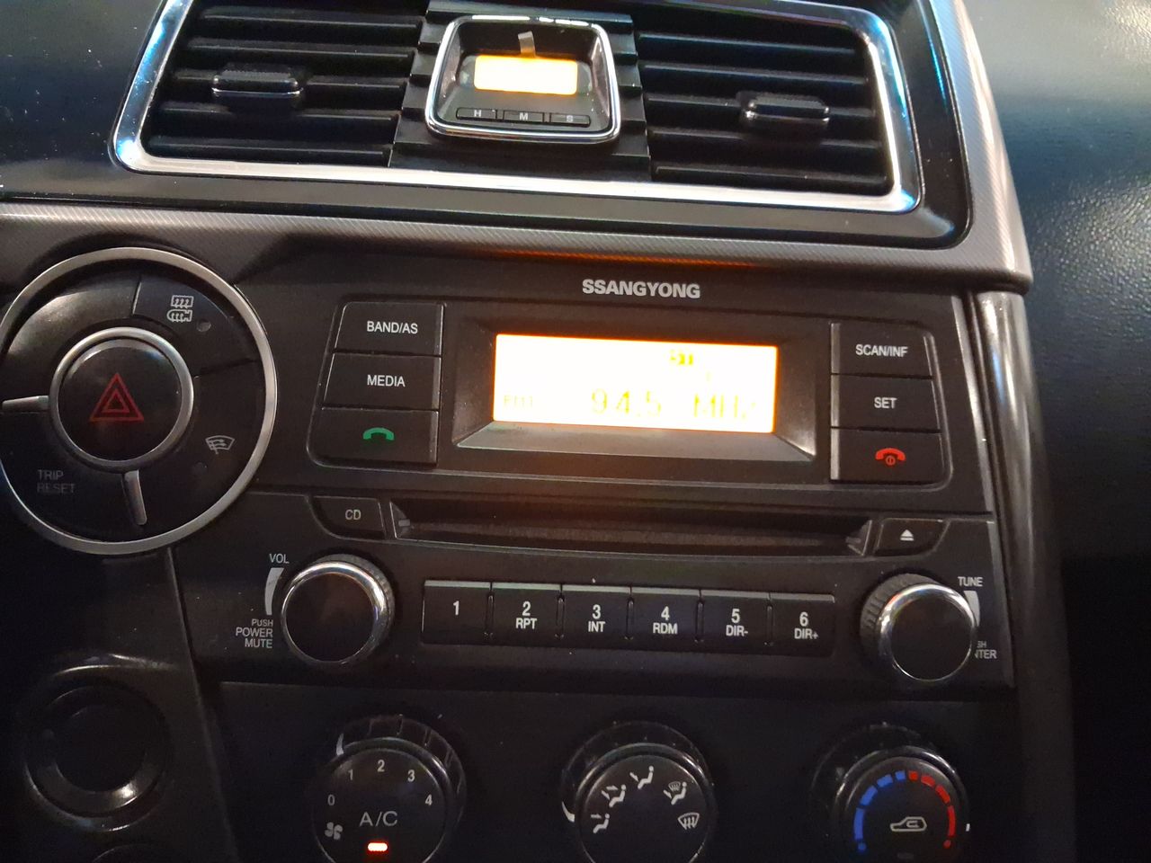 SsangYong Actyon Sports — foto 18 de 21