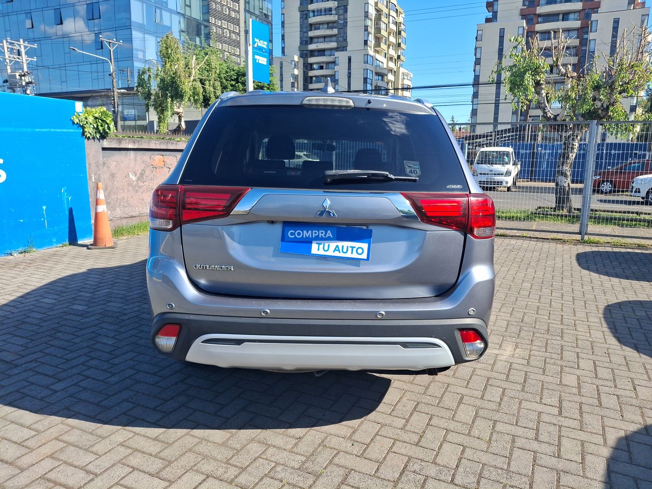 MITSUBISHI - 6