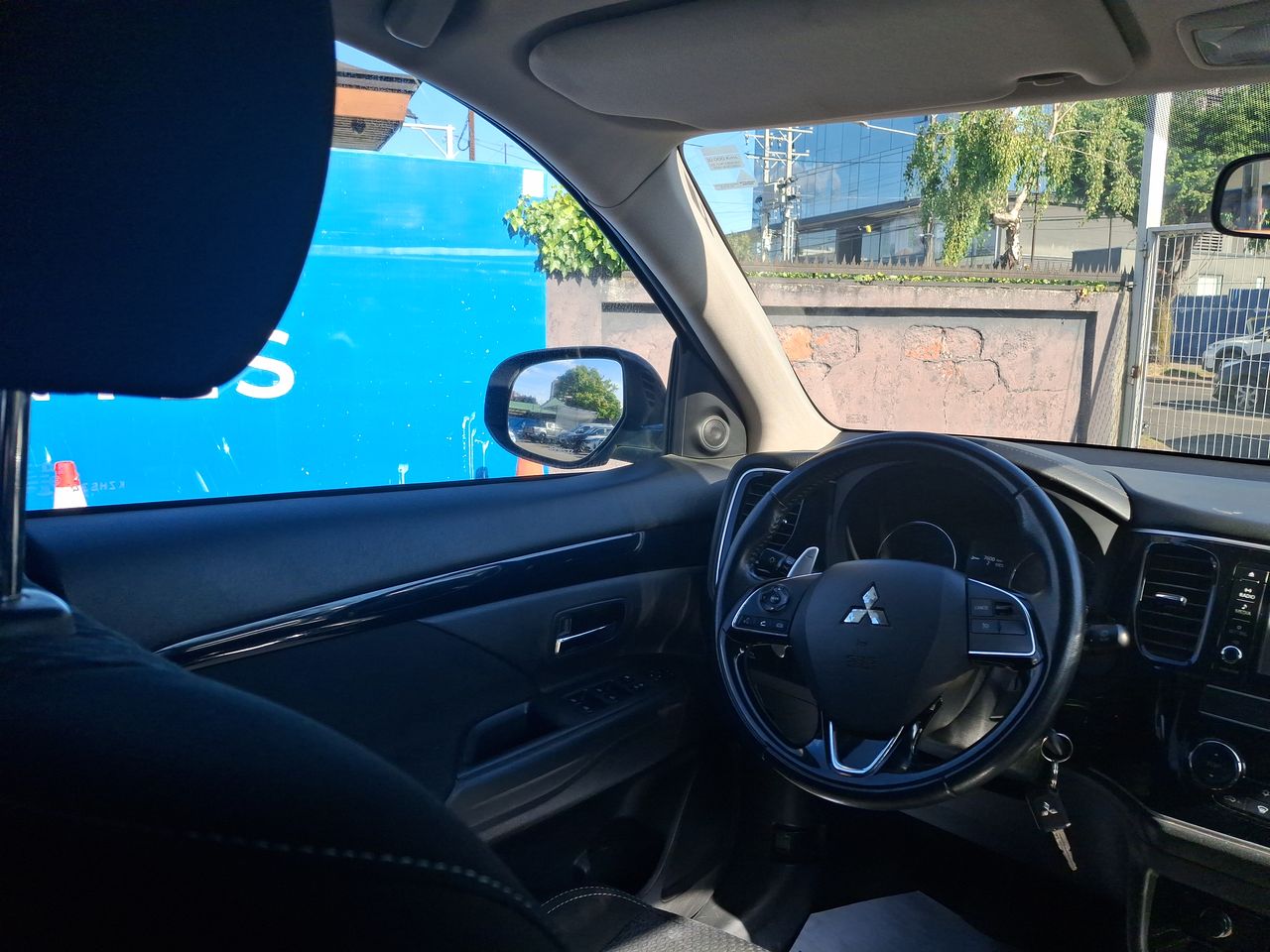 MITSUBISHI - 16