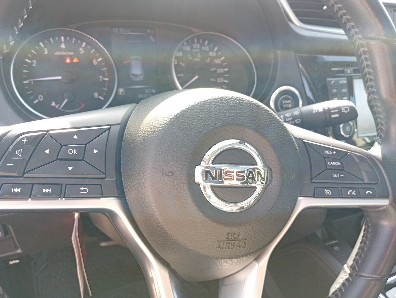 NISSAN - 26
