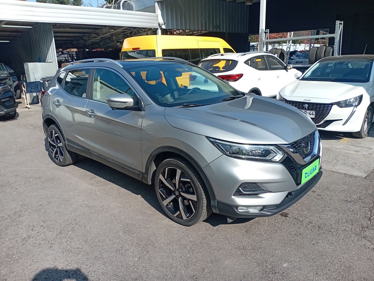 NISSAN - 1
