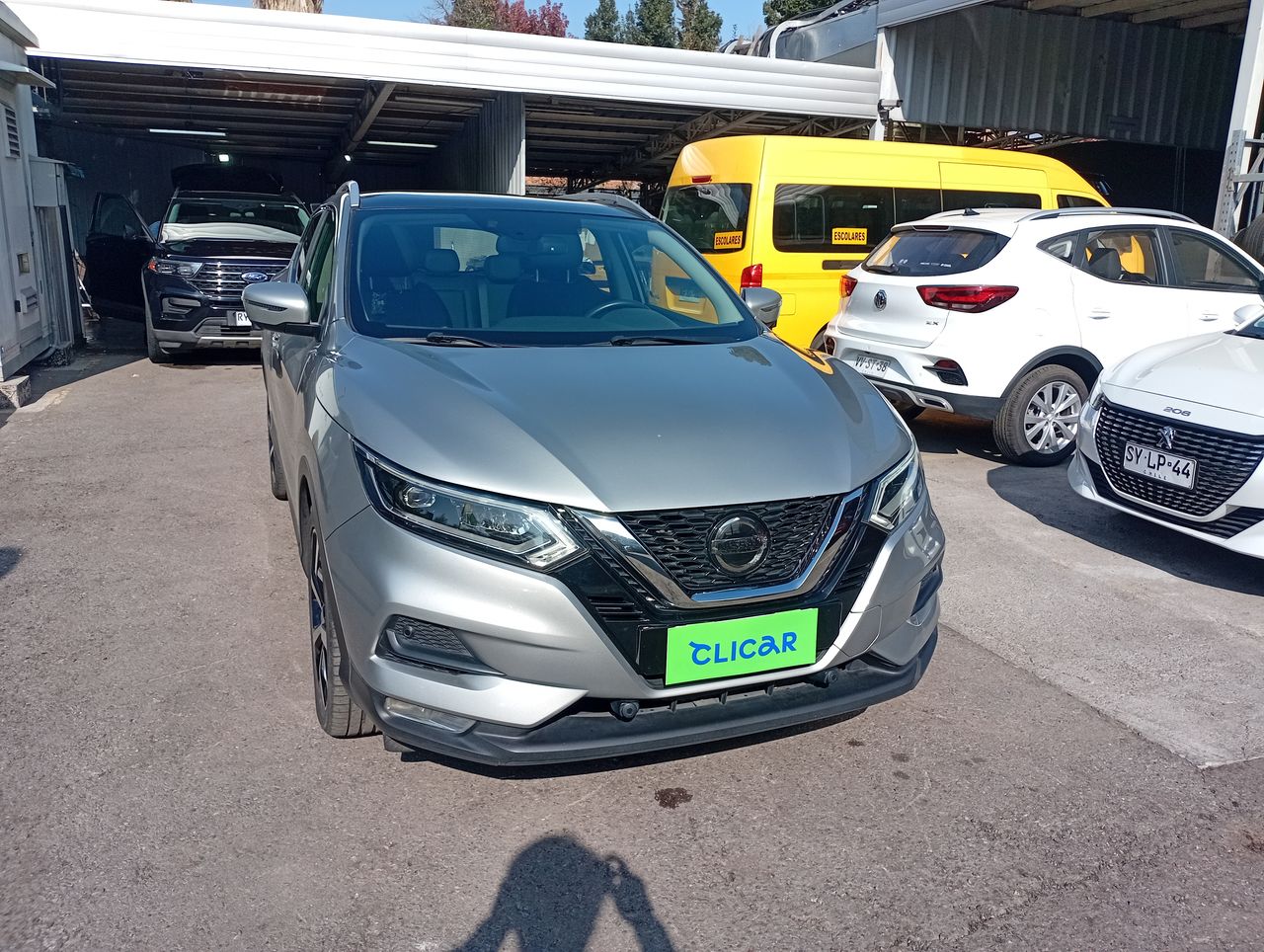 NISSAN - 2
