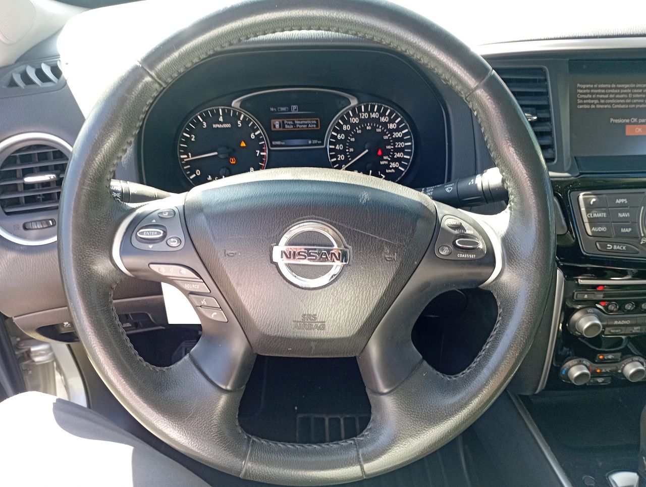 NISSAN - 26