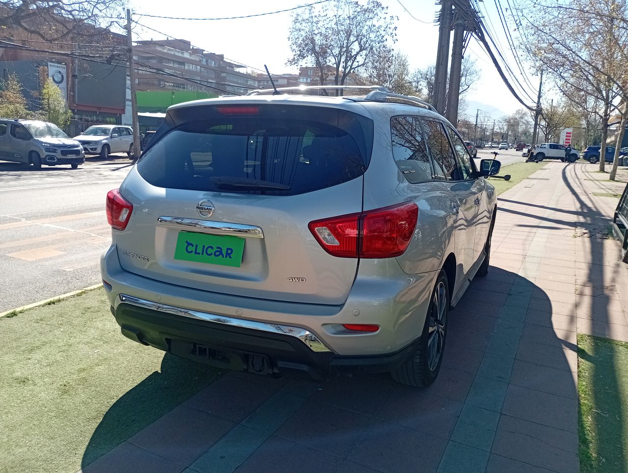 NISSAN - 6