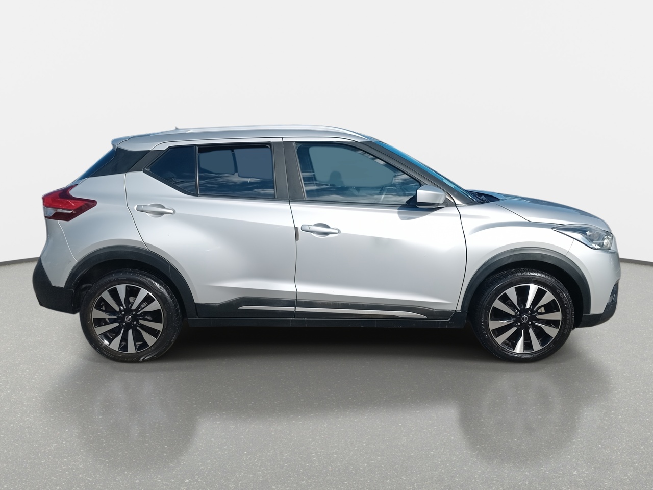 Nissan Kicks — foto 9 de 33