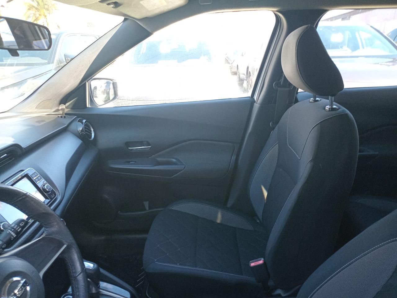 NISSAN - 2