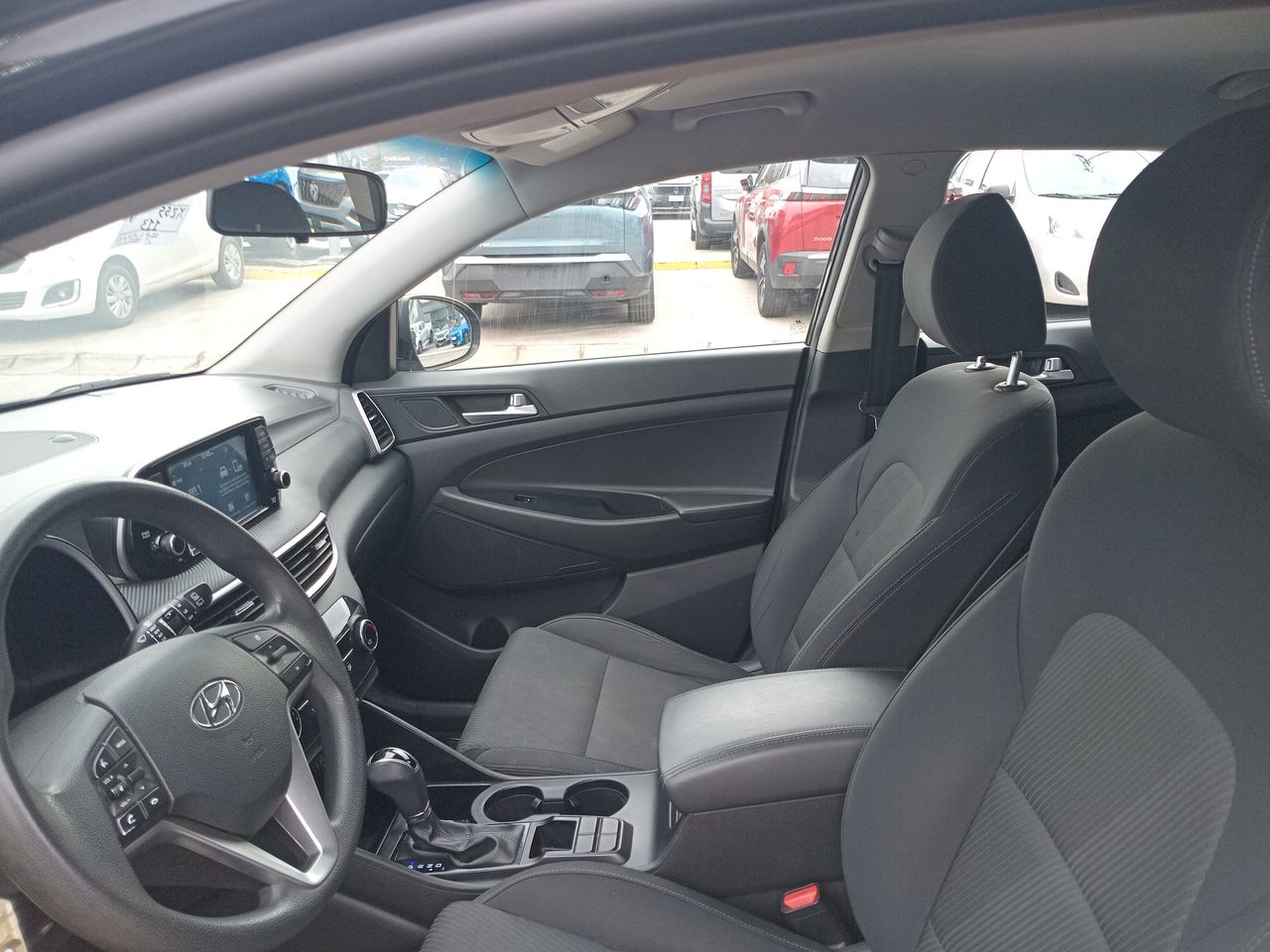 HYUNDAI - 2
