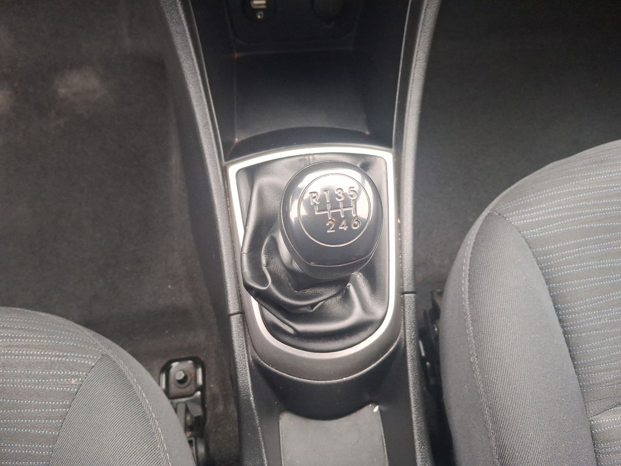 HYUNDAI - 30