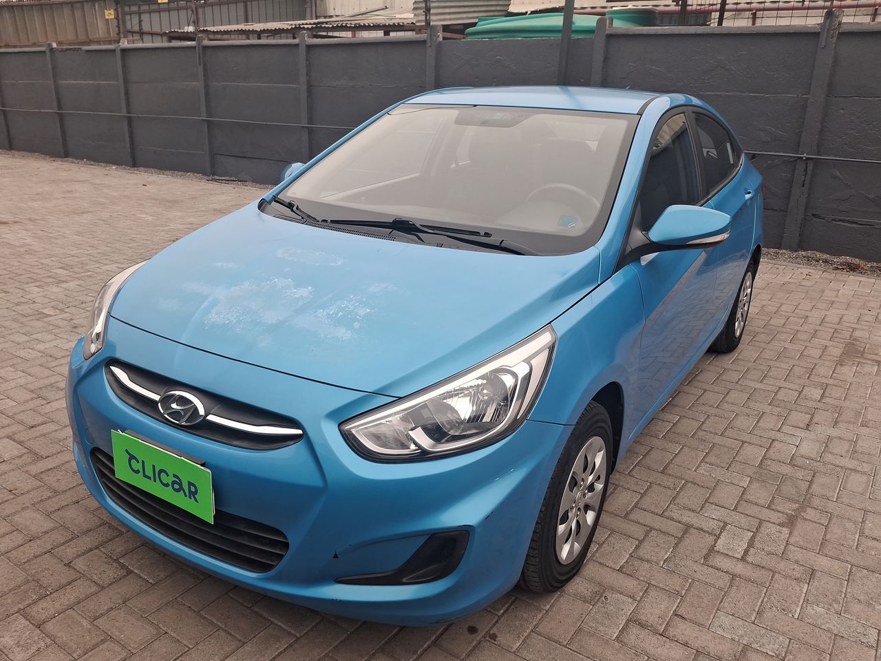 HYUNDAI - 3