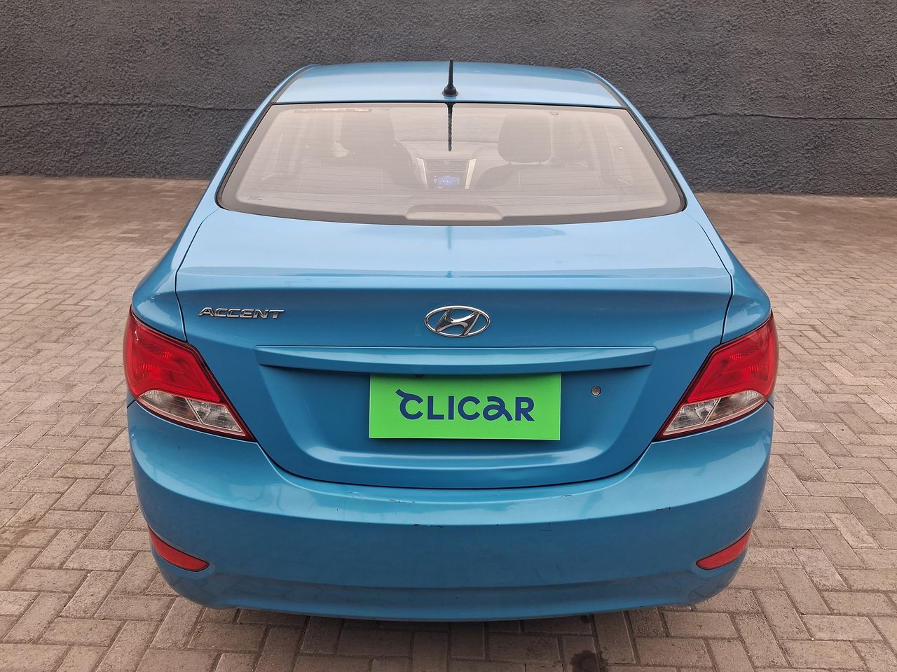 HYUNDAI - 6