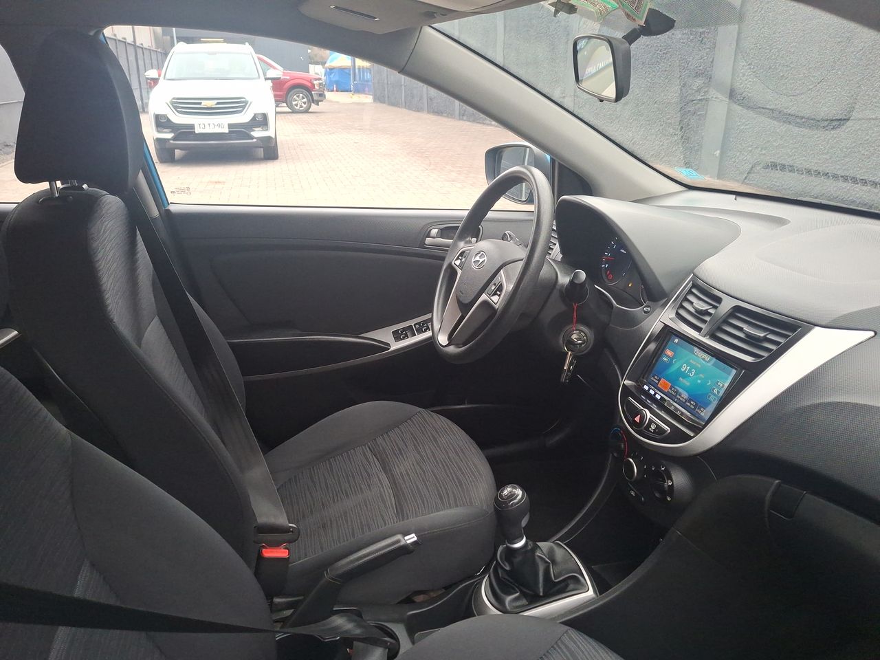 HYUNDAI - 16