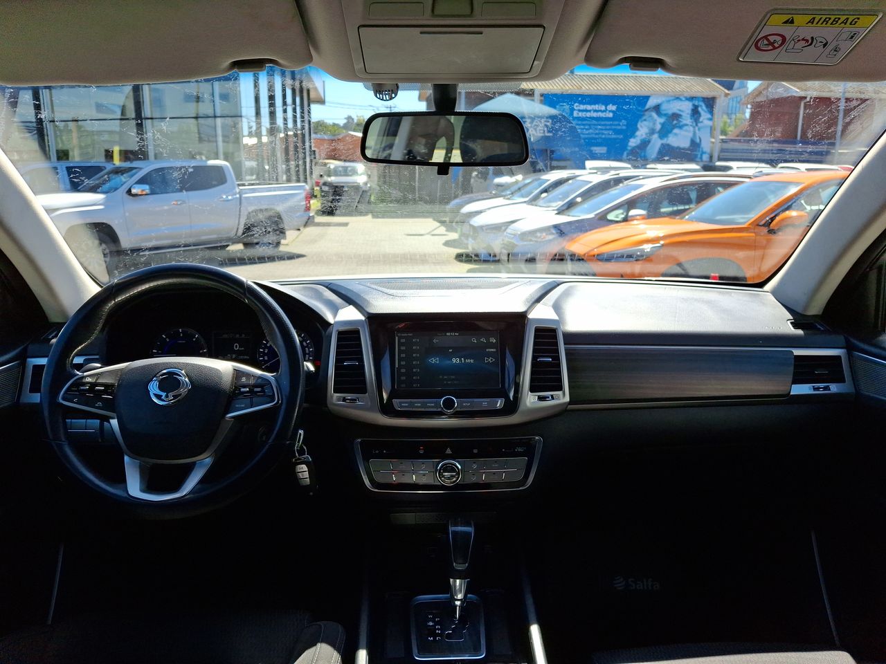 SSANGYONG - 32