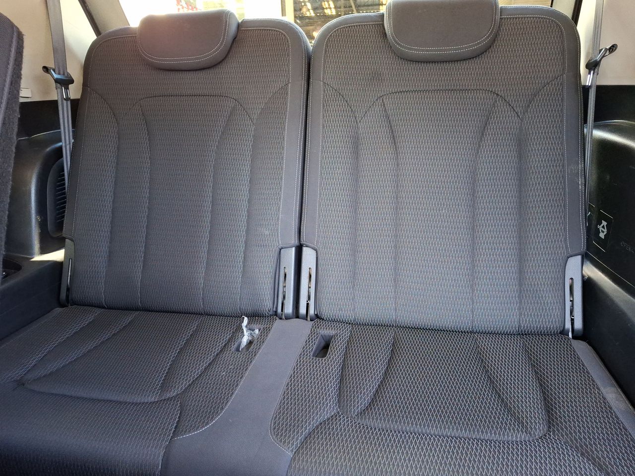 SSANGYONG - 35