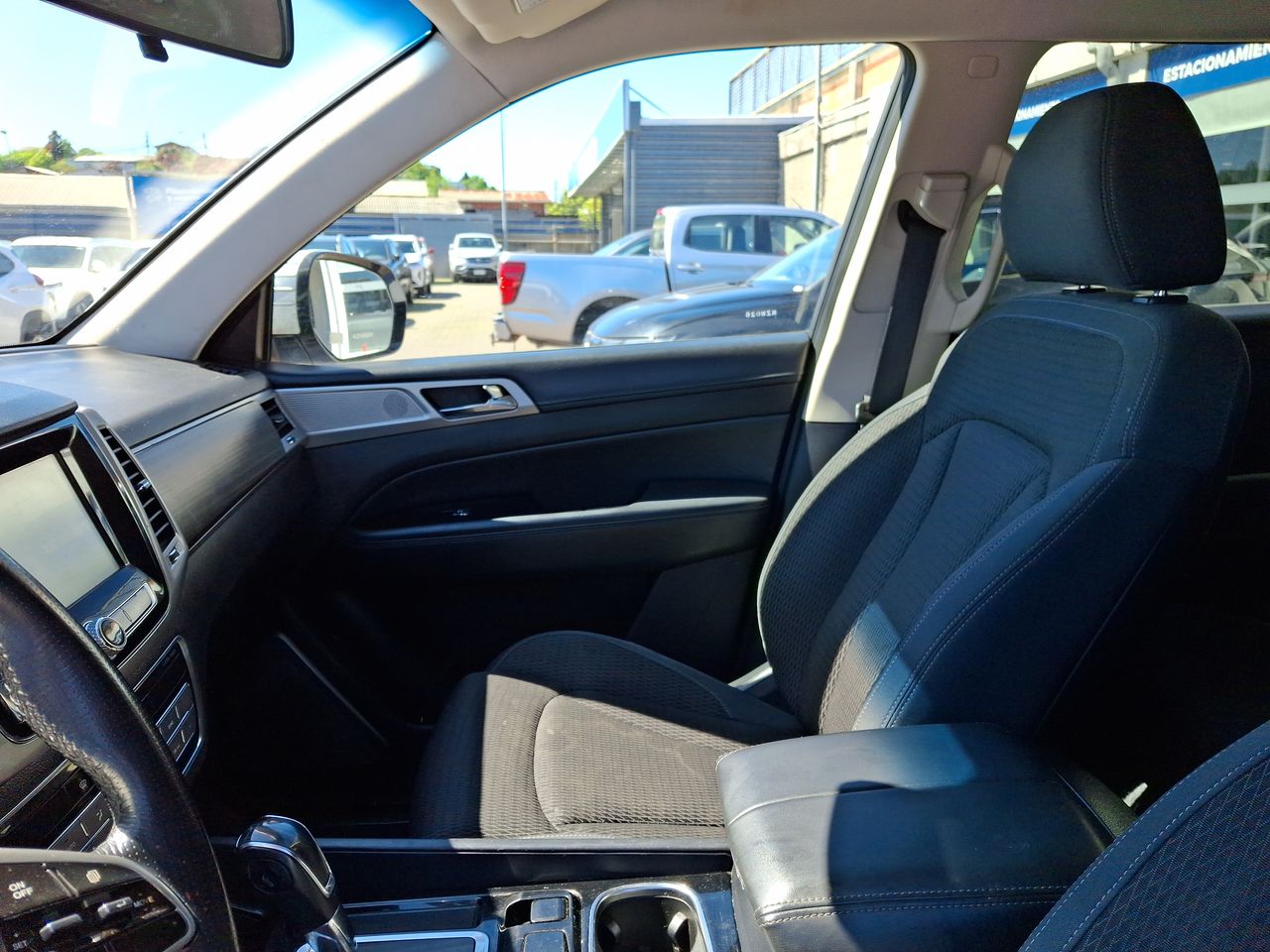 SSANGYONG - 10
