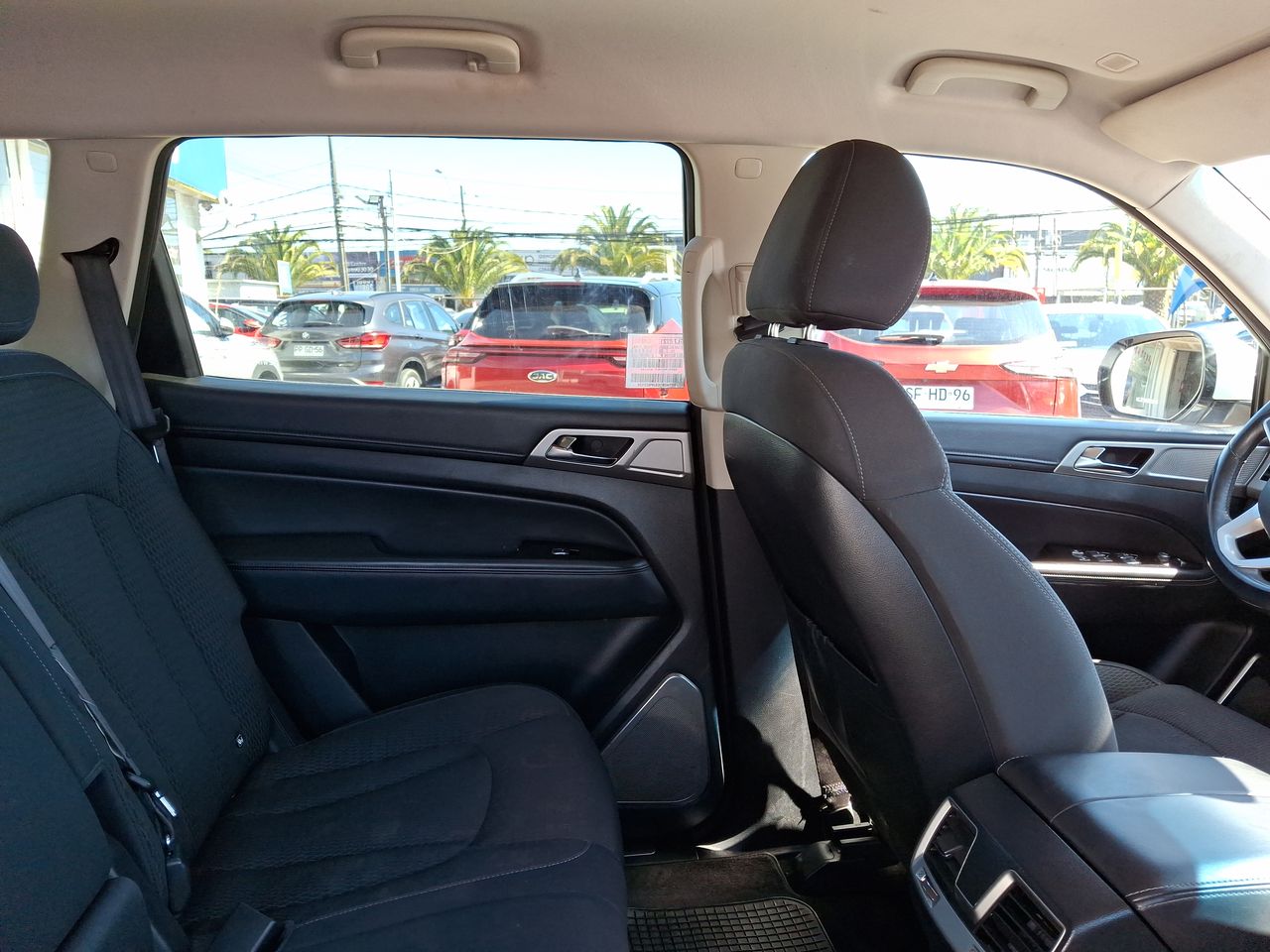 SSANGYONG - 15
