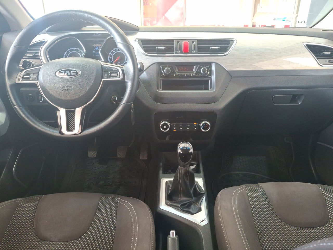 JAC - 31