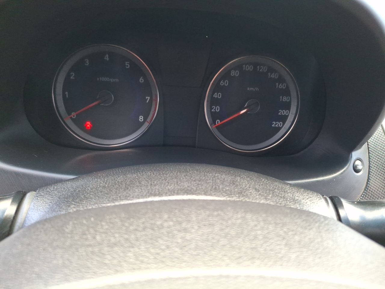 Hyundai Accent — foto 19 de 26