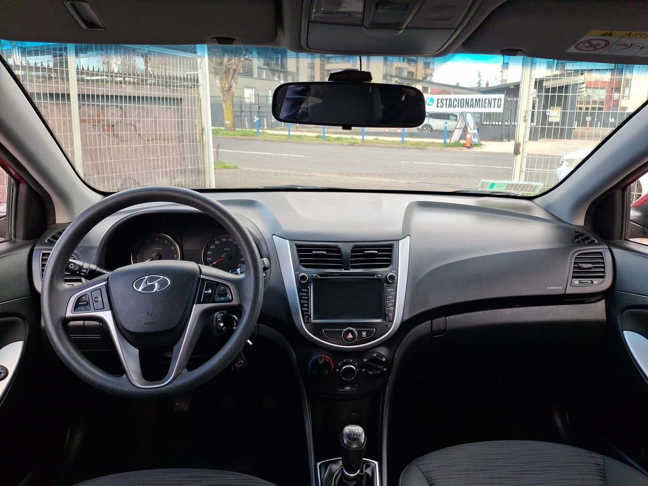 HYUNDAI - 1