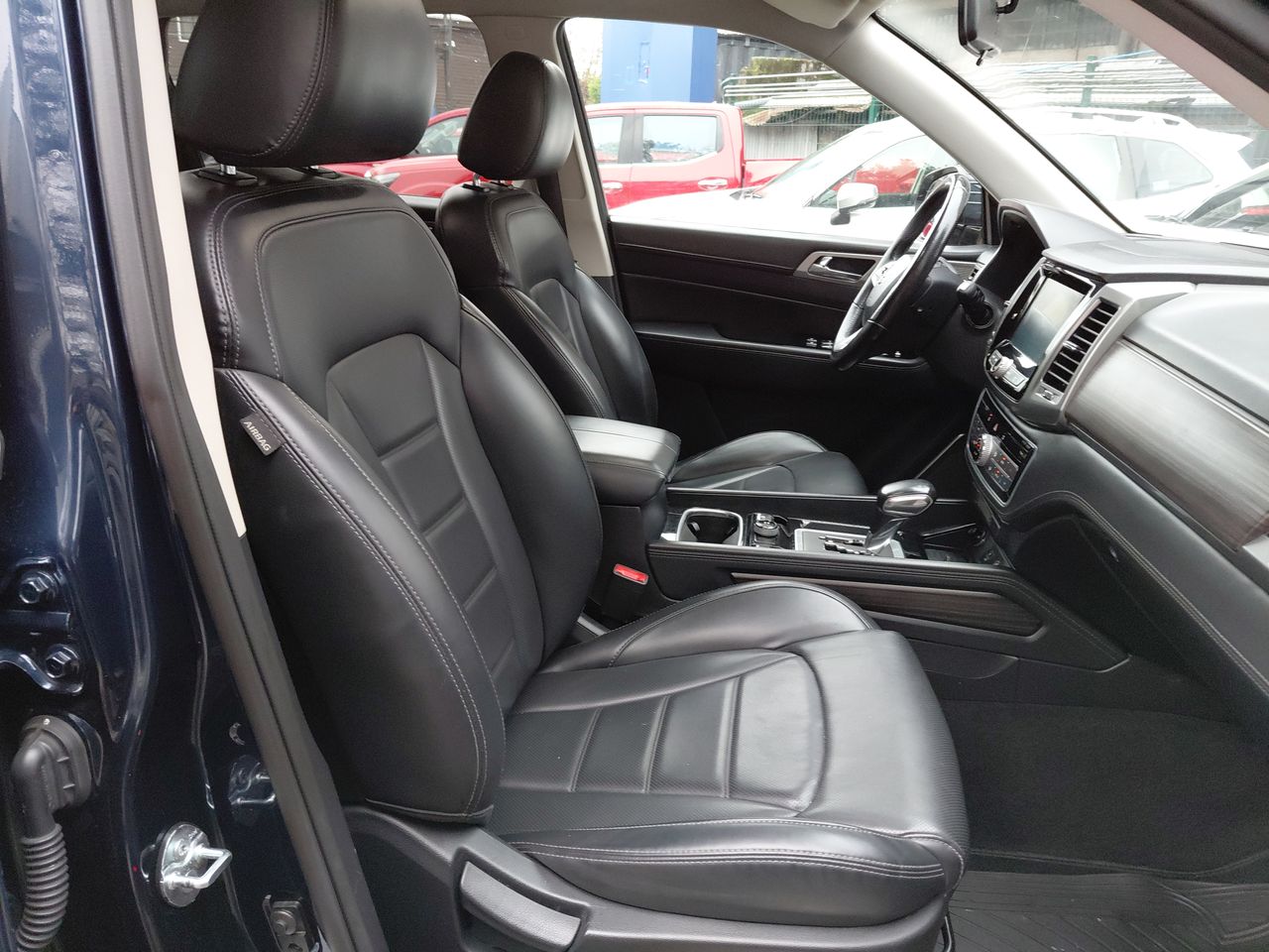 SSANGYONG - 31