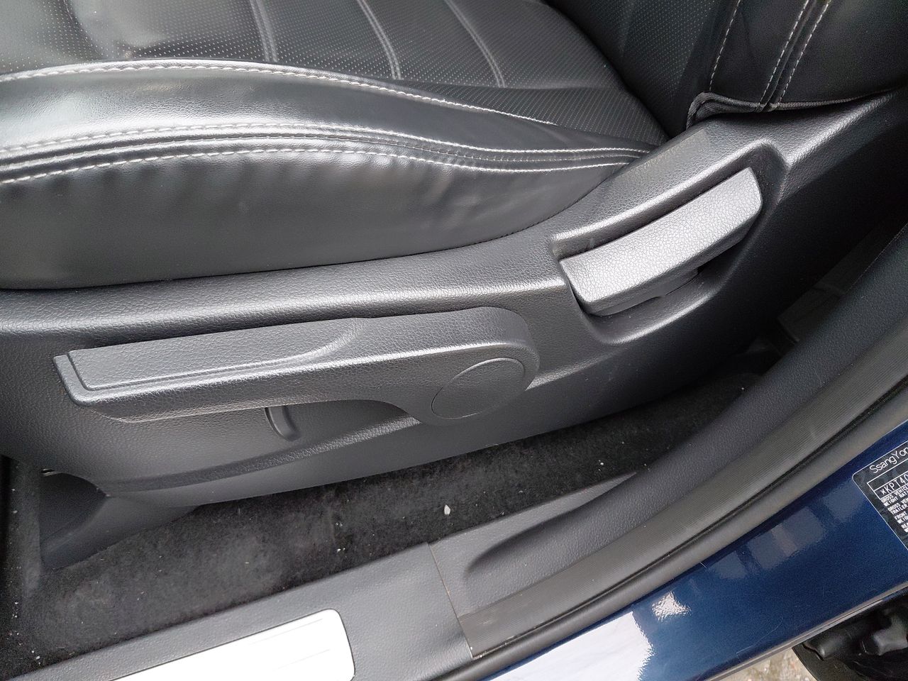 SSANGYONG - 21