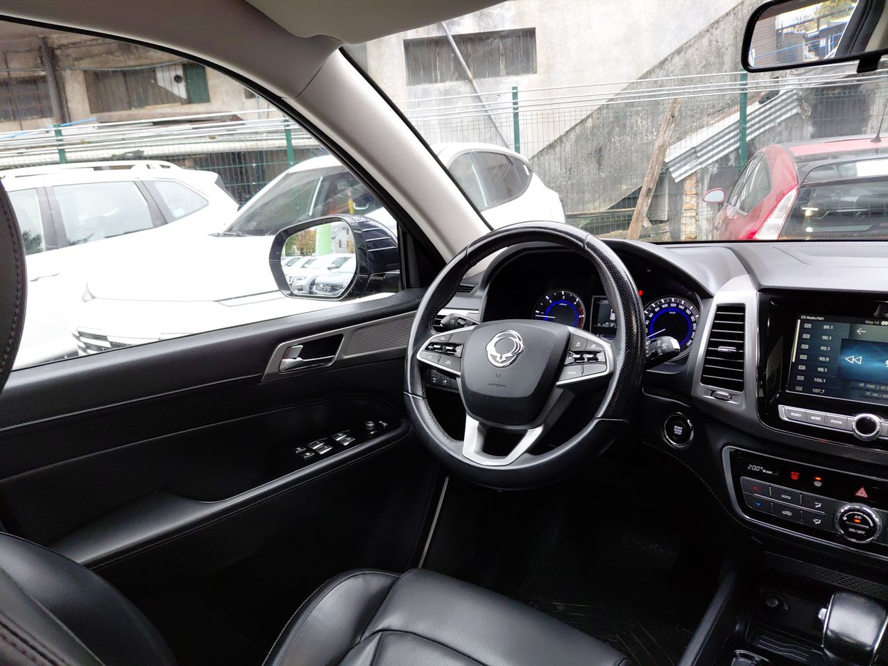 SSANGYONG - 14