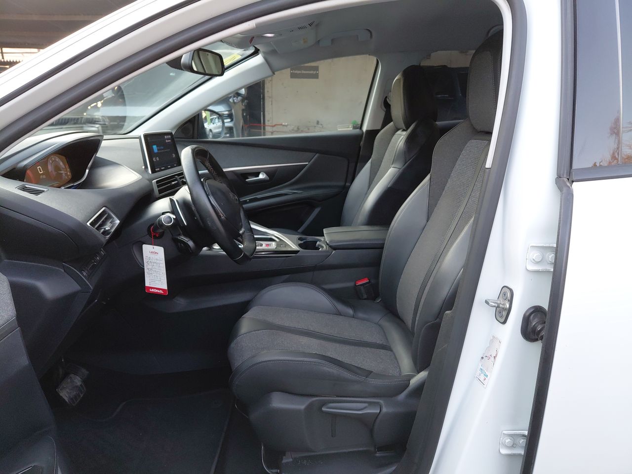 PEUGEOT - 6
