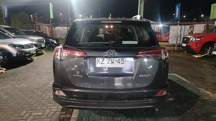 TOYOTA - 4