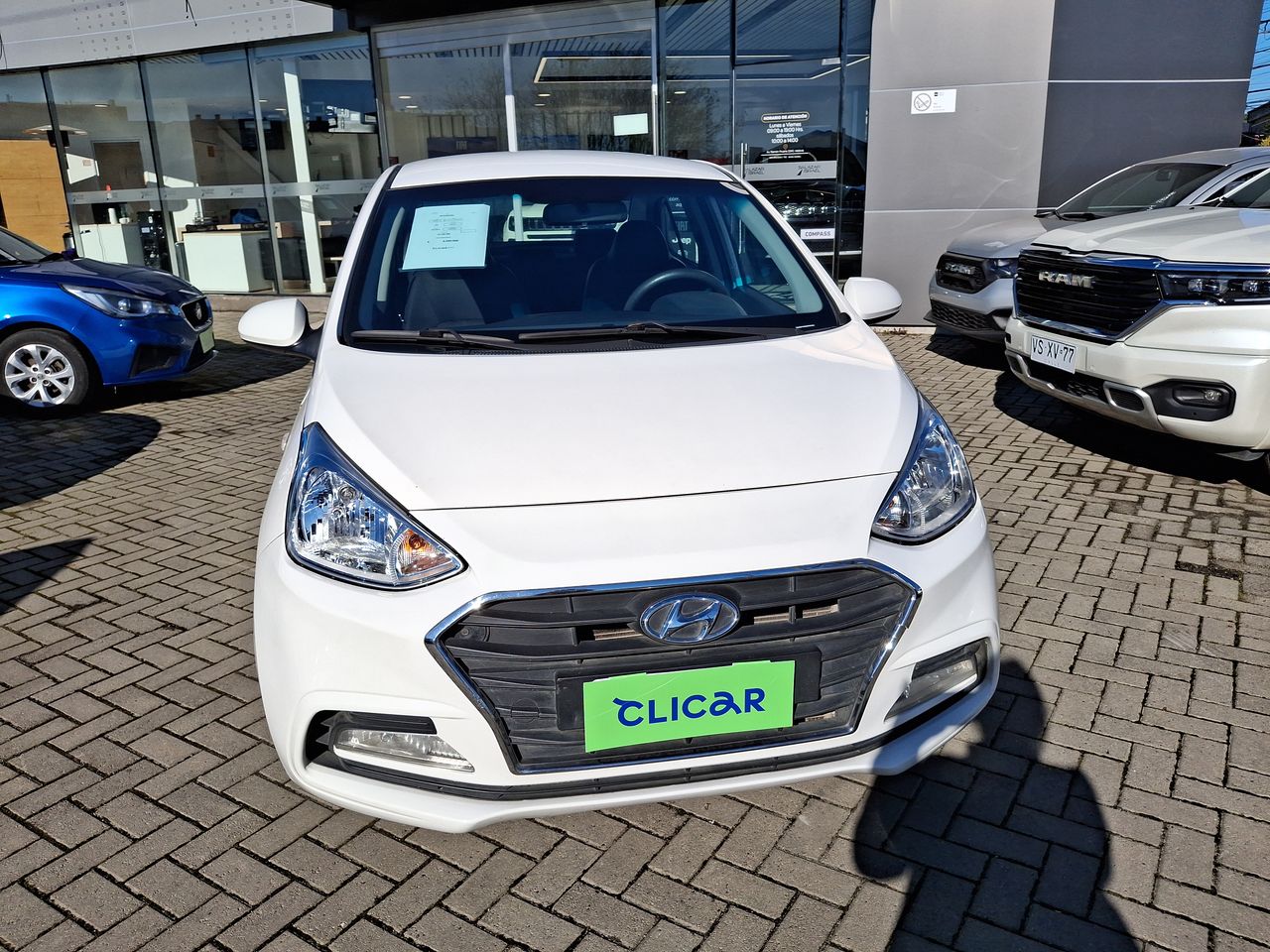 HYUNDAI - 2