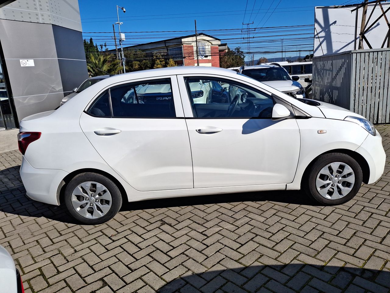 HYUNDAI - 8