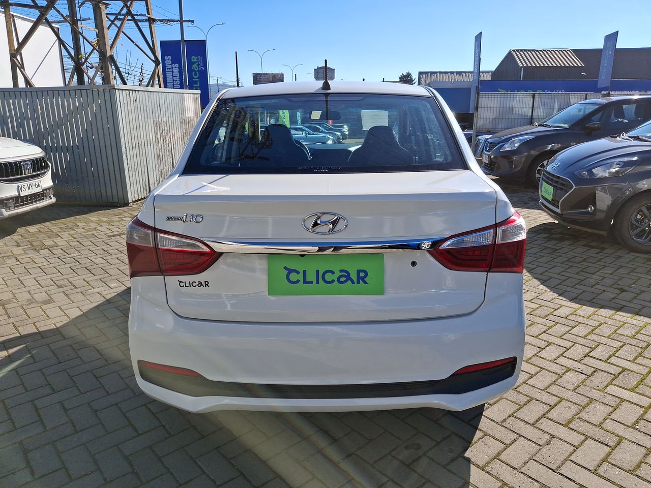 HYUNDAI - 6
