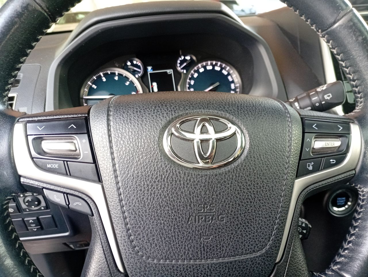 TOYOTA - 10