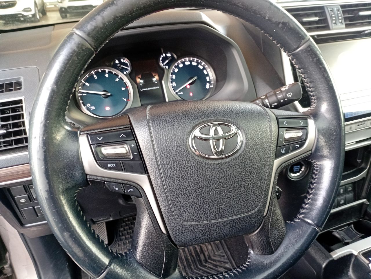 TOYOTA - 9