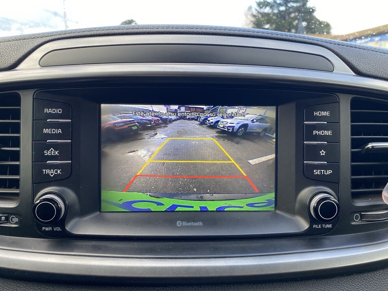 KIA Sorento — foto 30 de 36