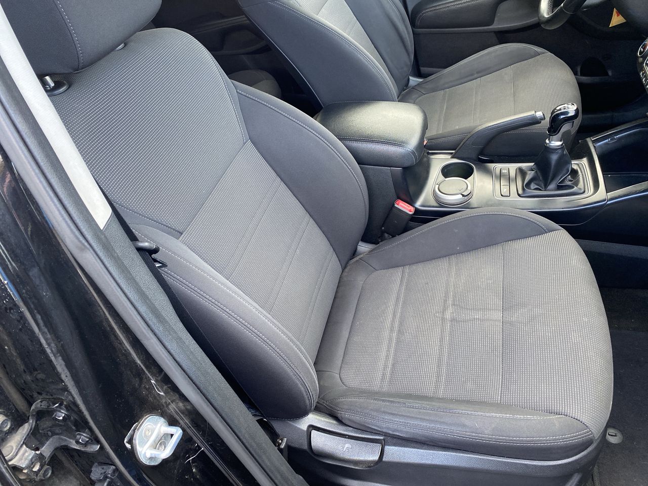 KIA Sorento — foto 34 de 36