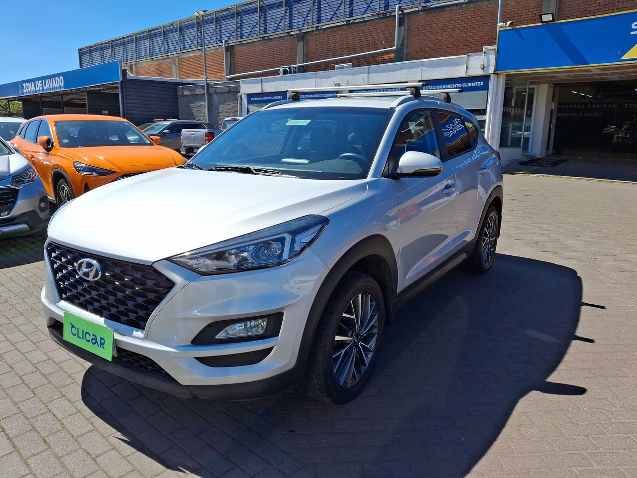 HYUNDAI - 3