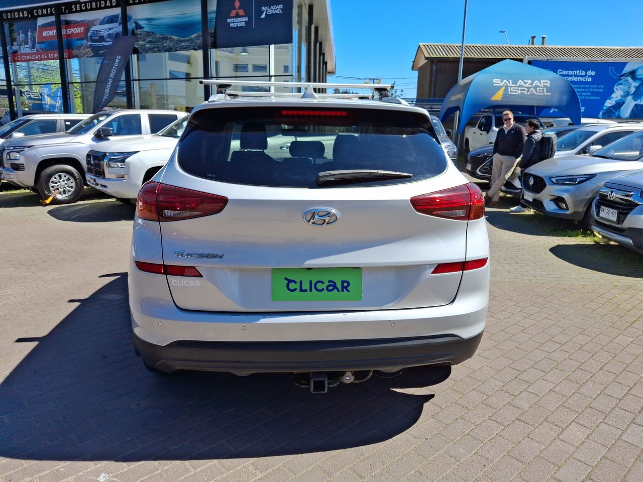 HYUNDAI - 6