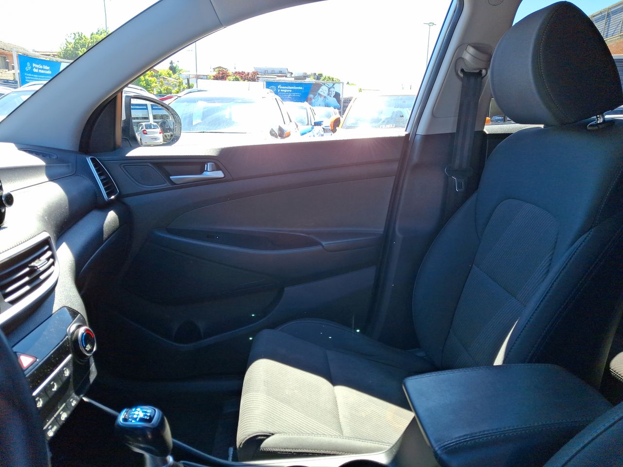 HYUNDAI - 10