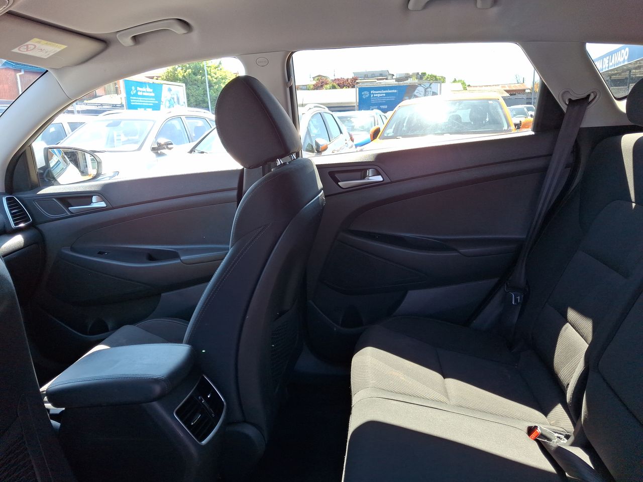 HYUNDAI - 11