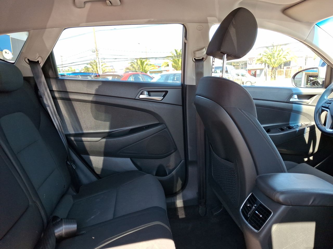 HYUNDAI - 15