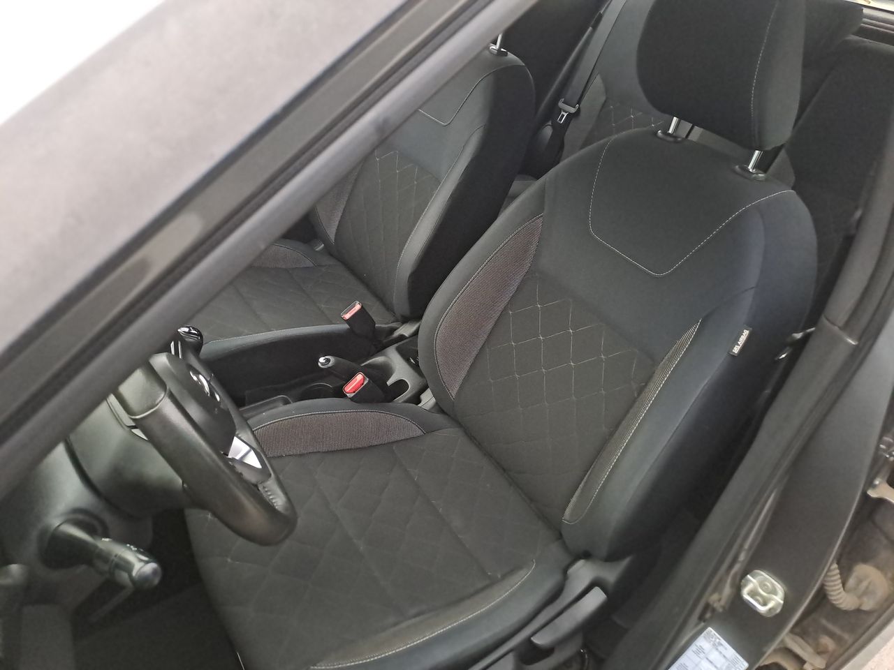 Nissan Kicks — foto 10 de 18