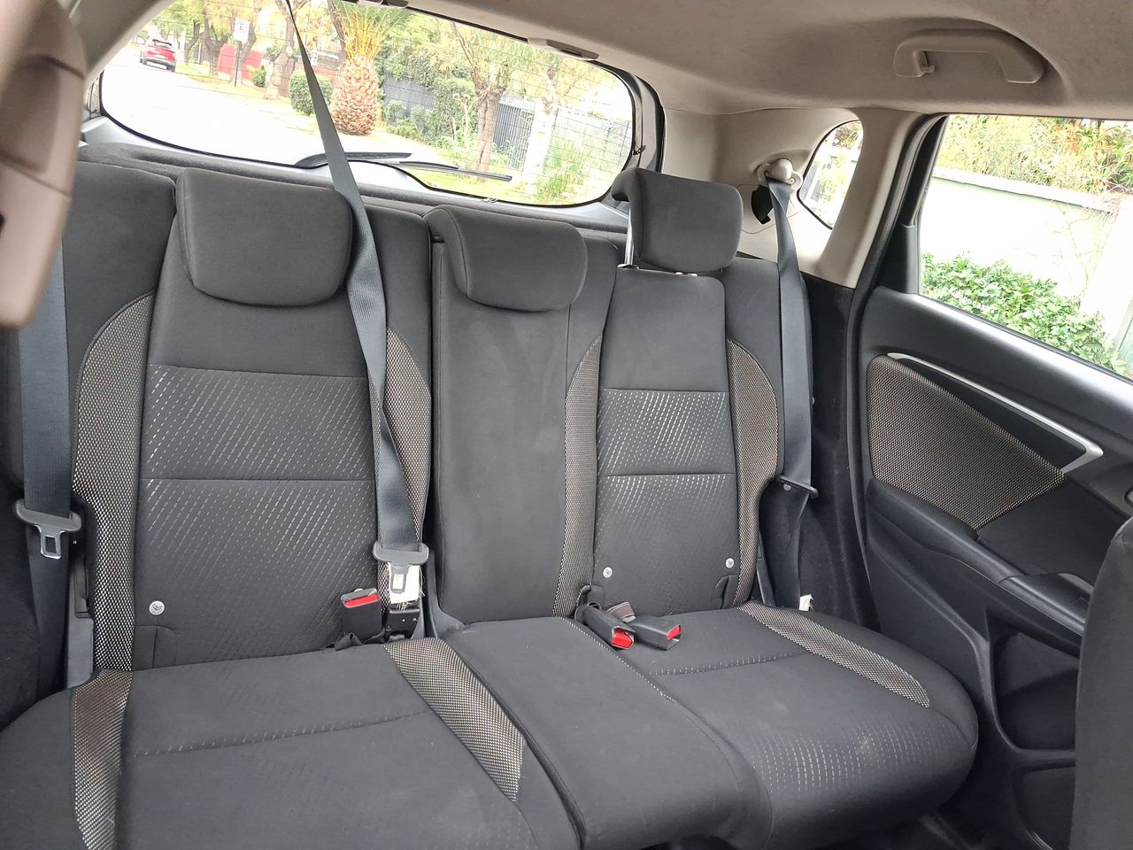 Honda WR-V — foto 25 de 26