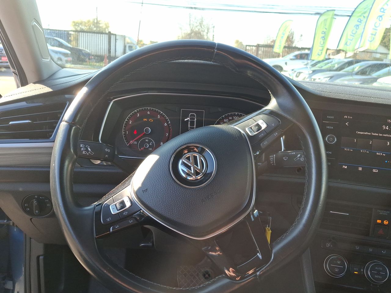 VOLKSWAGEN - 25