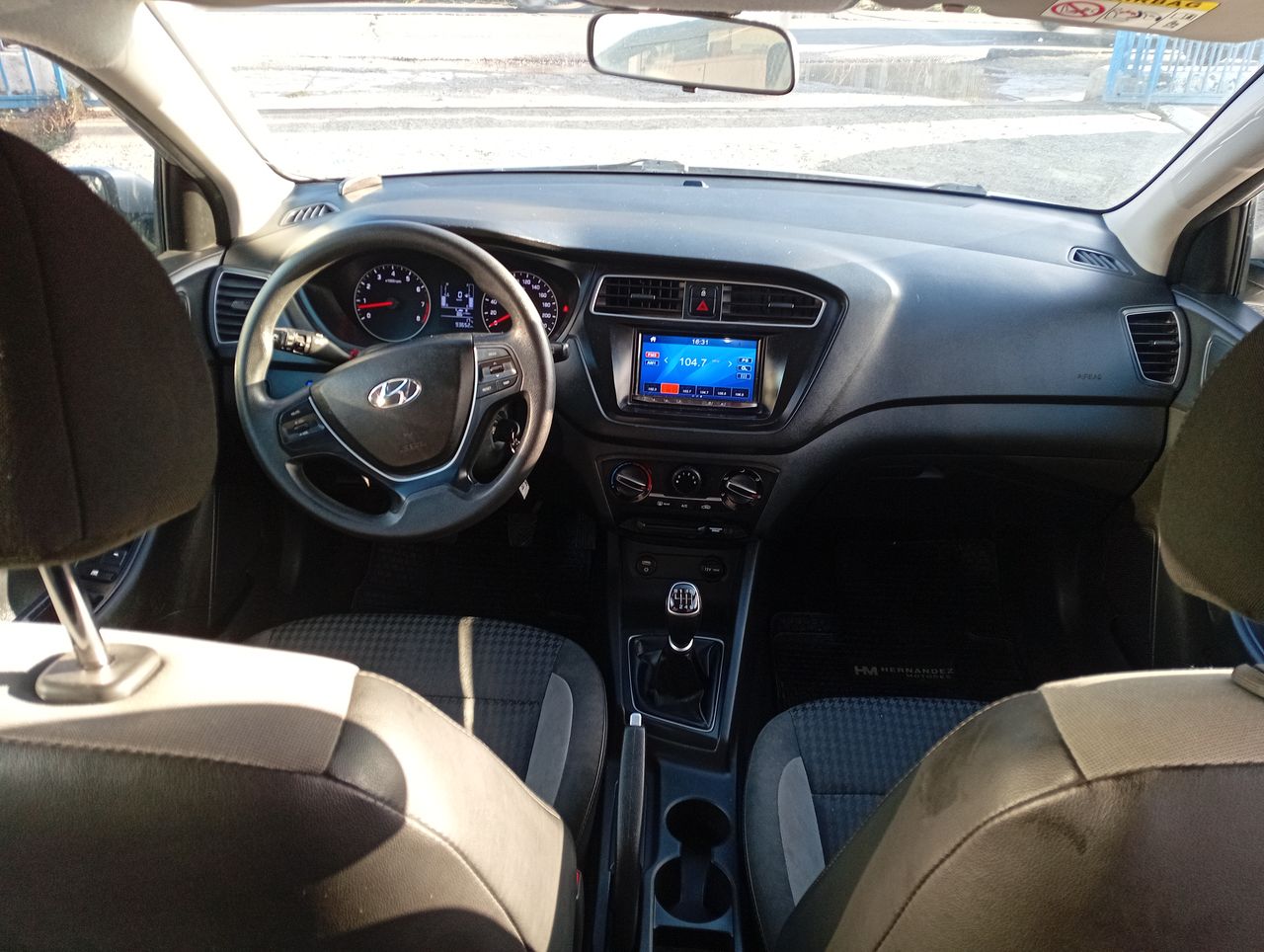 HYUNDAI - 1