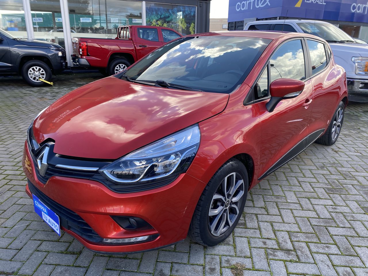 RENAULT - 3