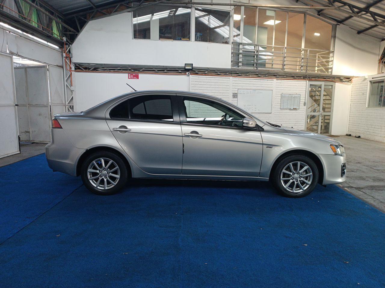 MITSUBISHI - 8