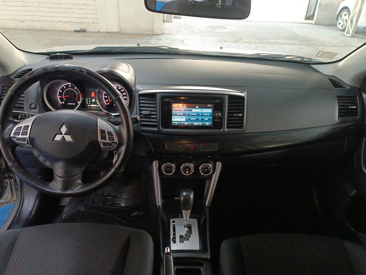 MITSUBISHI - 9
