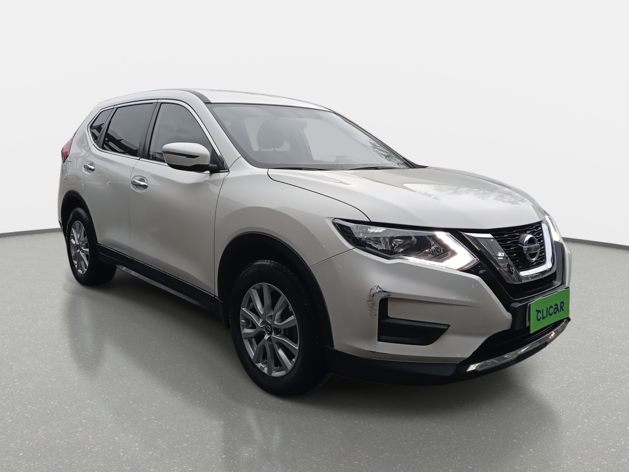 NISSAN