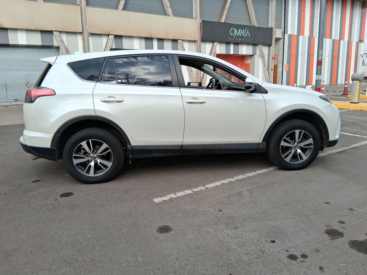 TOYOTA - 8